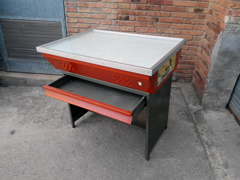 mesa caja luz fluorescente arquitecto industrial metal 69-94x90.3-105.5x50-76 1u